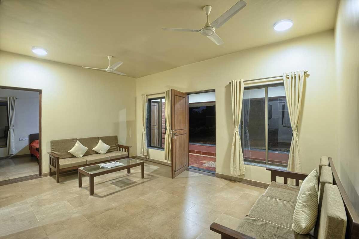 Regenta Resort Mango Village Guhagar Kudān 외부 사진