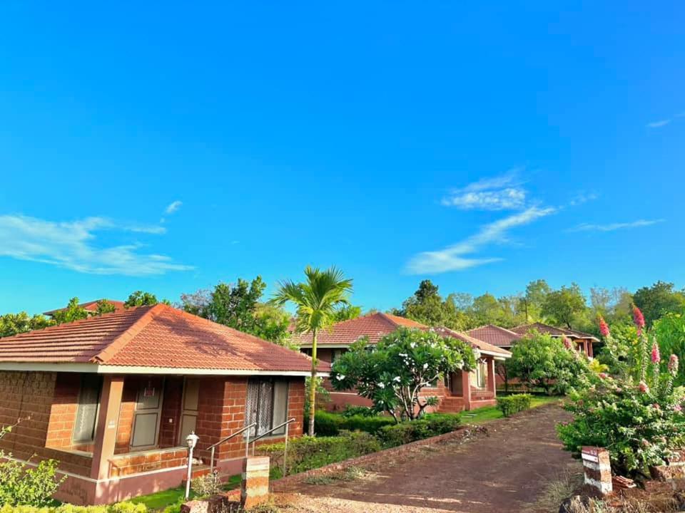 Regenta Resort Mango Village Guhagar Kudān 외부 사진